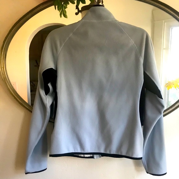 NORTHFACE Girls Light Blue Zip Up Polyester Jacket - Picture 3 of 9